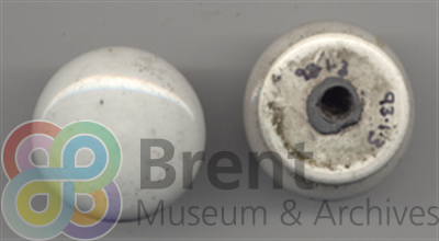 TH\CT\Museum catalogue\3D objects\1993_1_3_knobs_th.jpg; 1993.1.3; ;